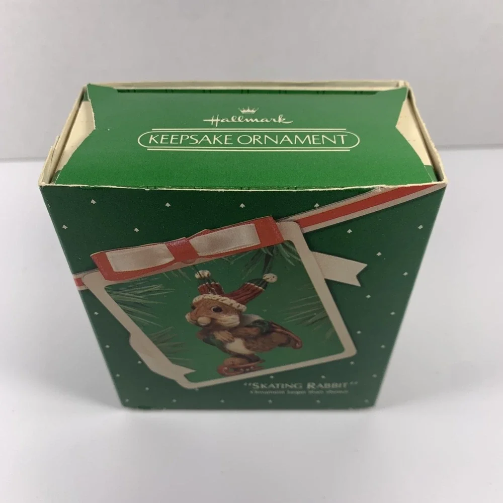 Hallmark 1983 Vintage‎ Keepsake Christmas Ornament Ice Skating Rabbit Bunny